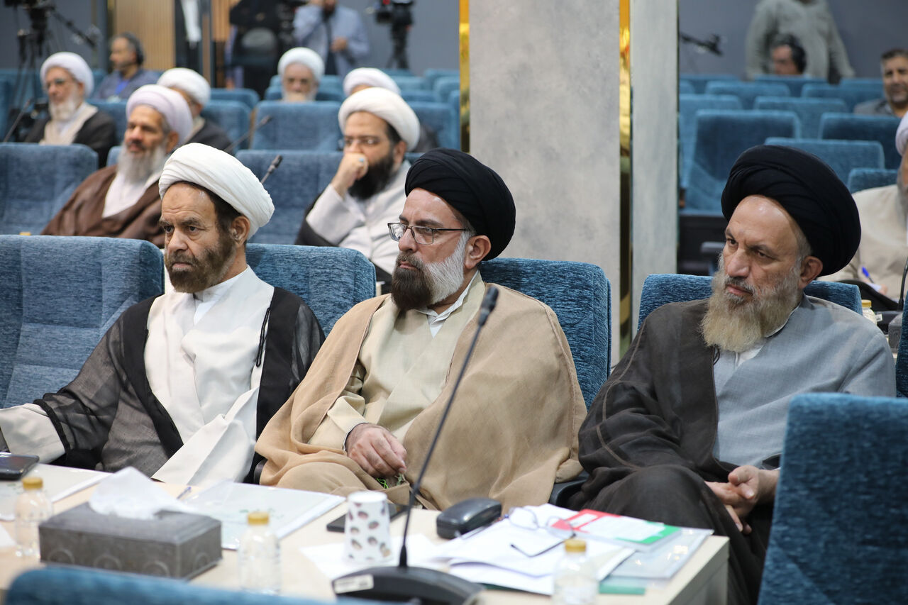 حضور رئیس جمهور پزشکیان در سومین اجلاسیه رسمی مجلس ششم خبرگان رهبری