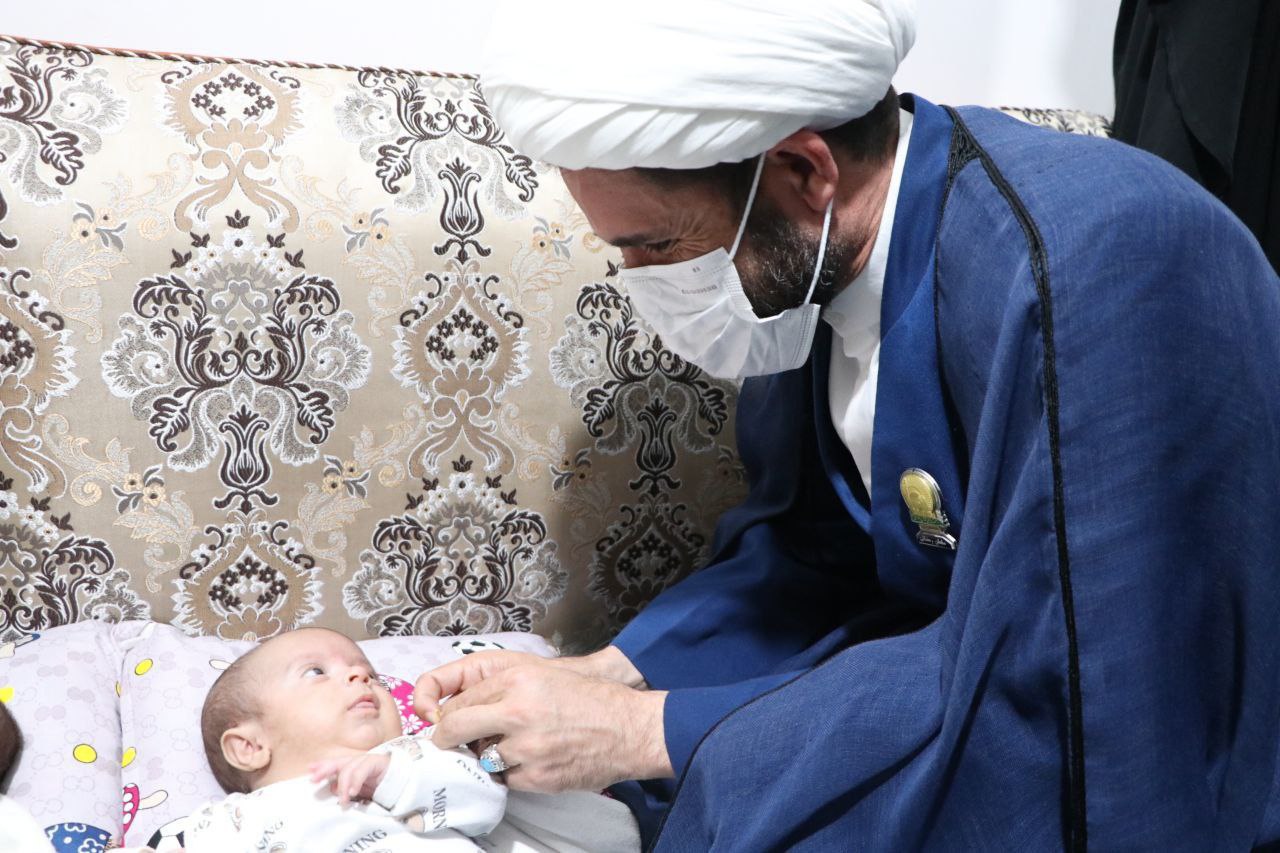 سه قلوهایی که بیمه امام رضا شدند