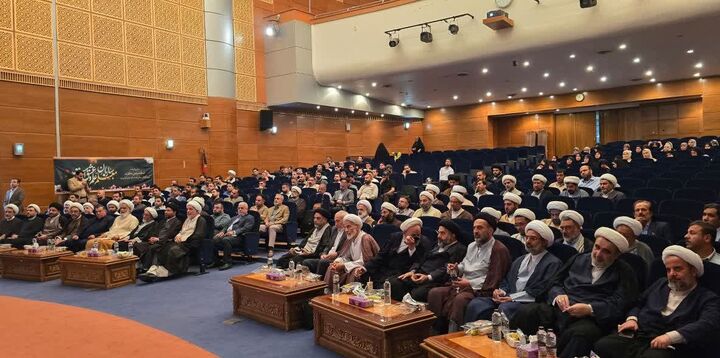 همایش بزرگداشت مقام علم و معلم برگزار شد