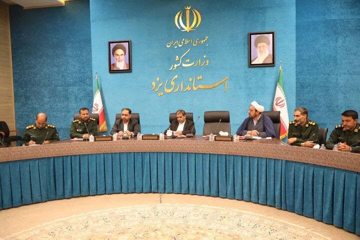 اقتدار و صلابت امام خمینی (ره) را پاس بداریم