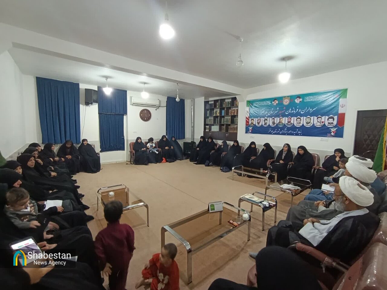 معلمان الگوی عملی طلاب هستند