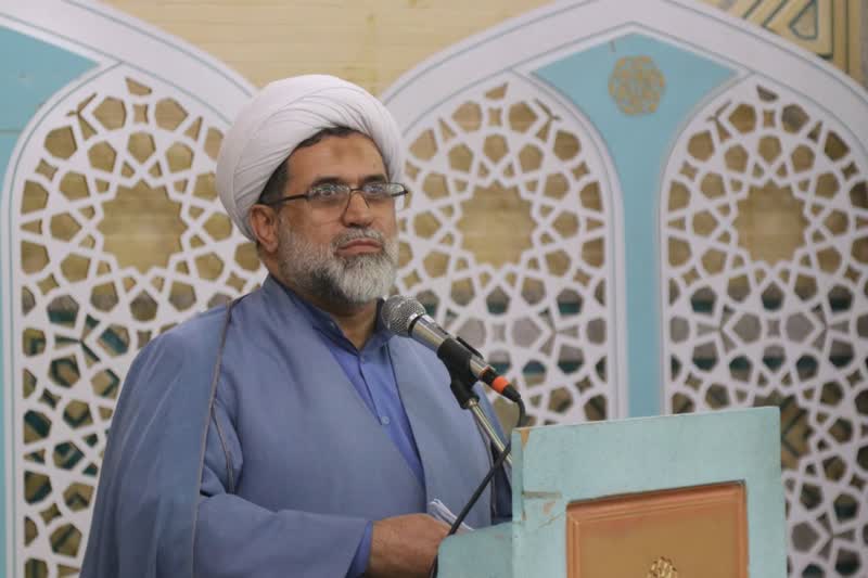 خوش اخلاقی و خوش رویی از راه های رسیدن به کرامت انسانی است