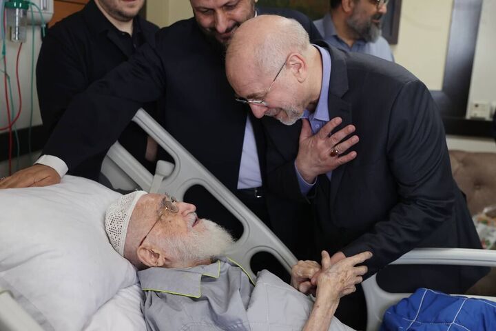 قالیباف از آیت الله نوری همدانی عیادت کرد