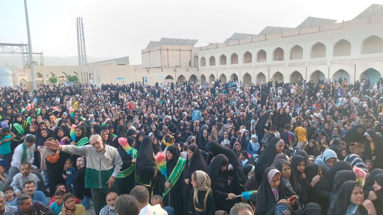 ضیافت عشق و دلدادگی به امام مهربانیها در امامزادگان باقریه