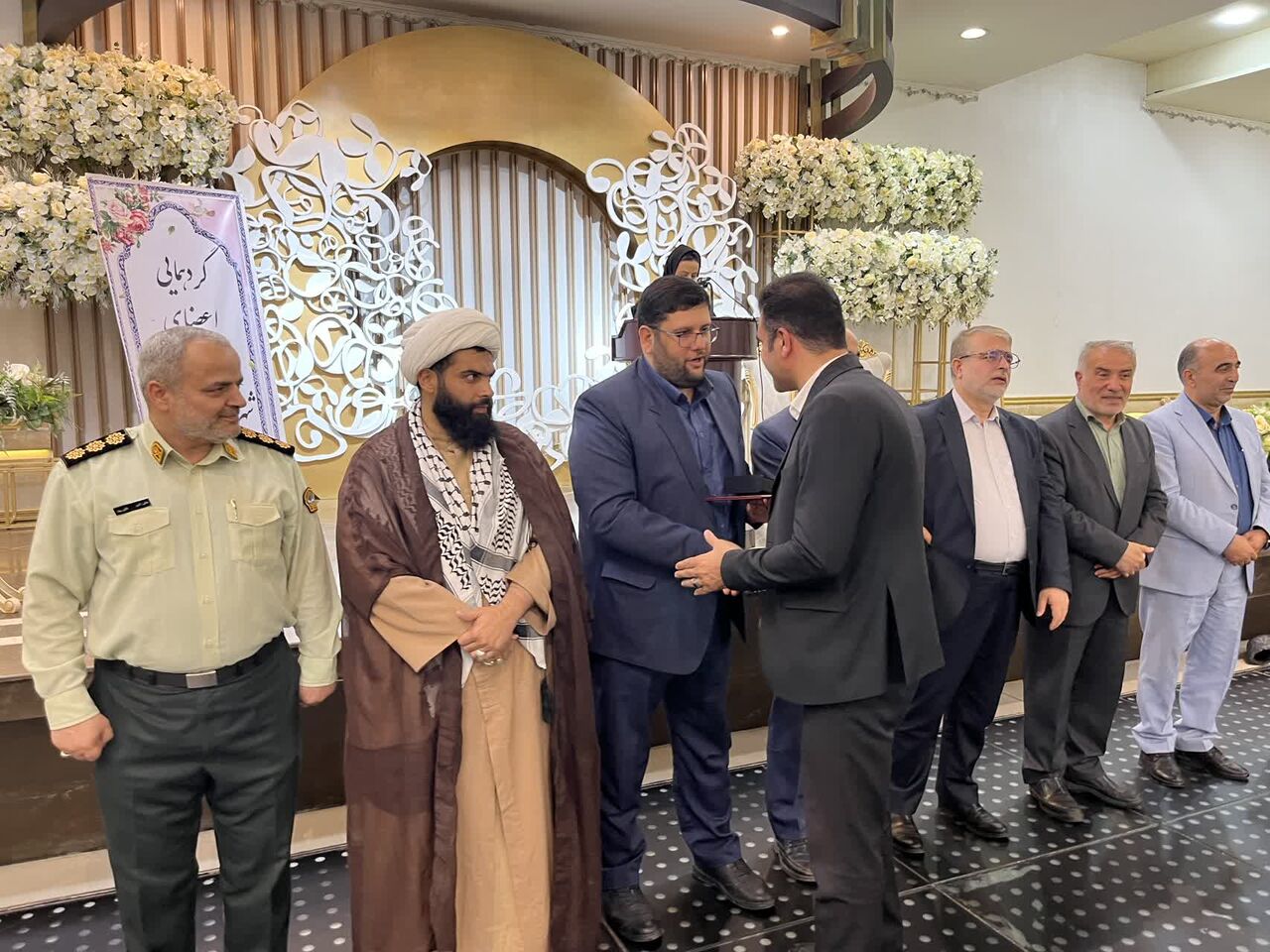 شوراها با نگاه تحولی و تولید فکر برای توسعه گام بردارند