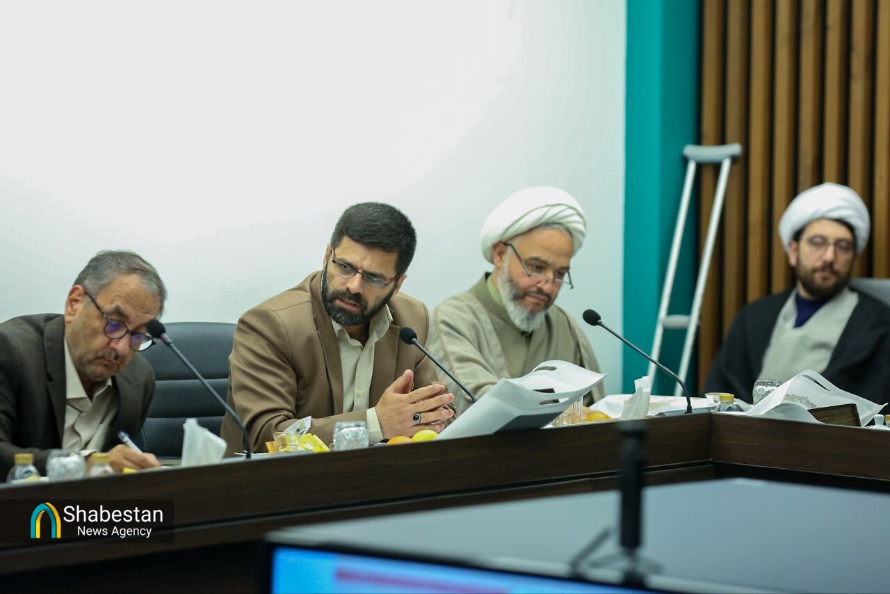 توفیقات ستاد بزرگداشت دهه کرامت در مردمی بودن برنامهها و خدمت کریمانه/ مجمع پیشکسوتان دهه راهاندازی میشود