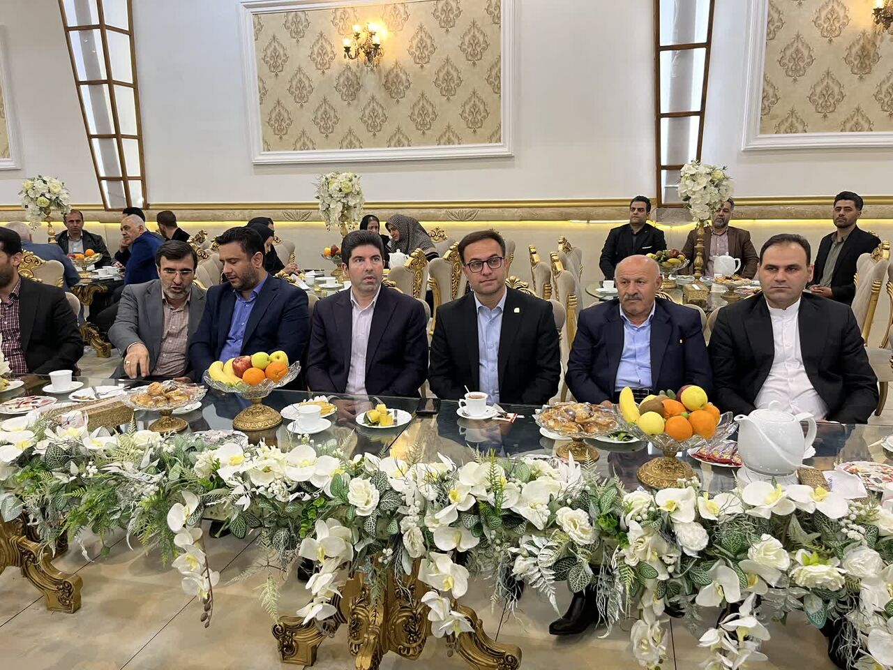 شوراها با نگاه تحولی و تولید فکر برای توسعه گام بردارند