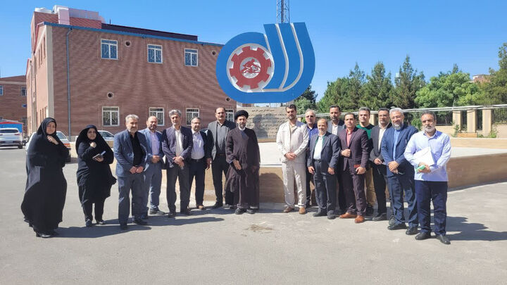 وعده منان رئیسی برای کمک به توسعه مهارت‌آموزی از محل بودجه متوازن استان