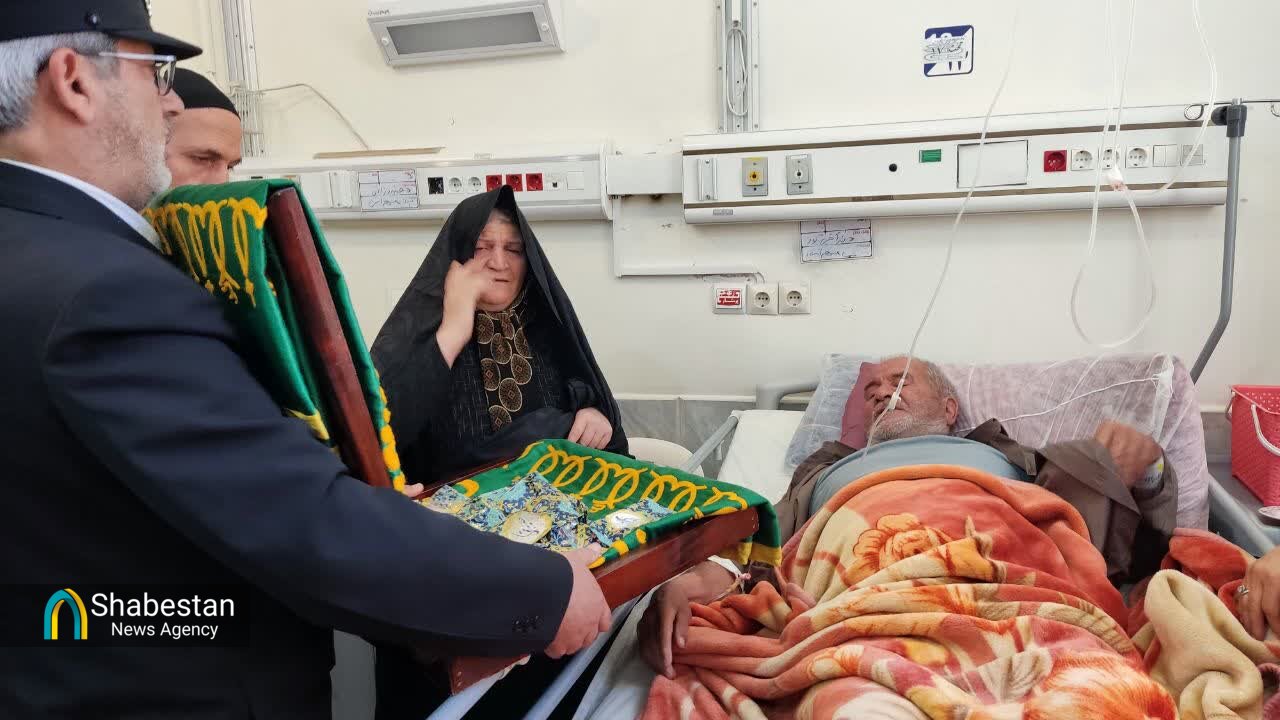 حضور کاروان خدام حرم رضوی در بیمارستان امام خمینی(ره) بروجرد