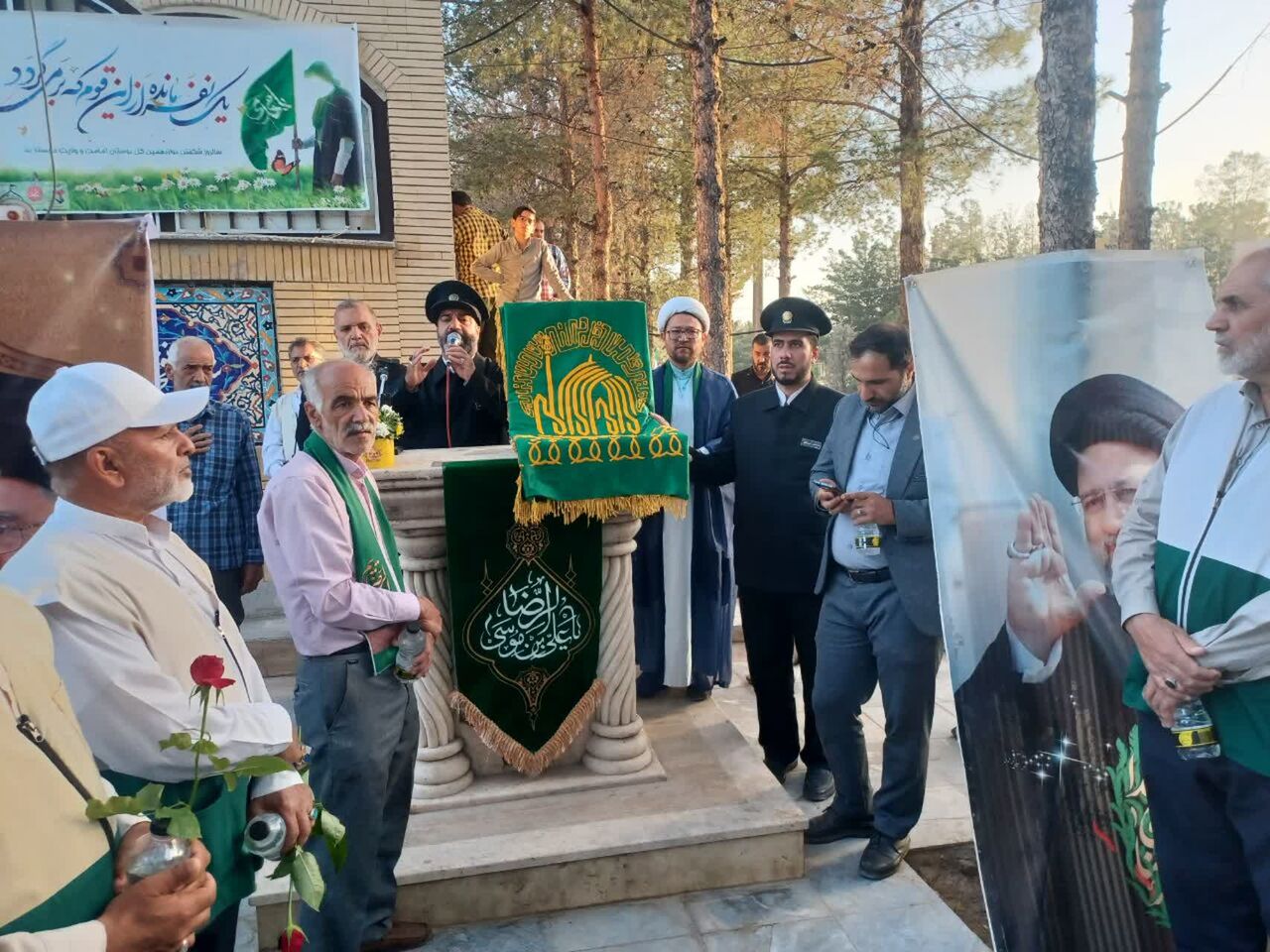 از گلزار شهدا تا مساجد شهر؛ عطر حرم امام رضا(ع) در بیرجند پیچید