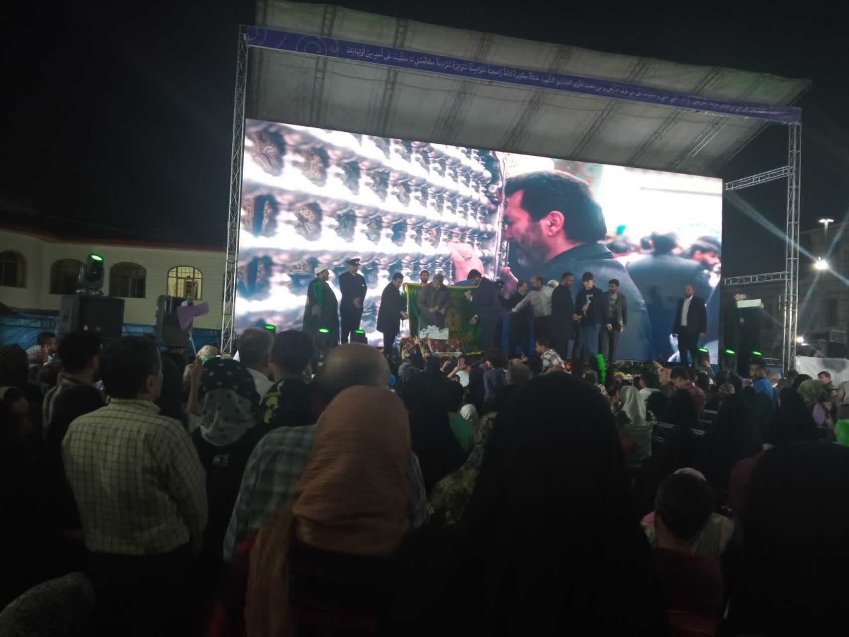 همصدایی گیلانیها در شب میلاد آفتاب با سرود «امام رضا خیلی دوست دارم»