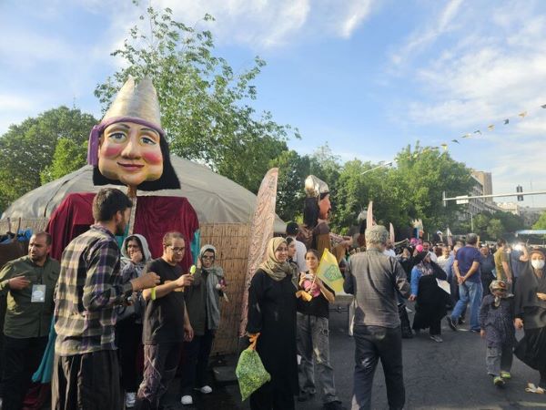 اجتماع امام رضاییها؛ عشق و ارادتی به امام هشتم که در تار و پود زندگی مردم ایران تنیده شدهاست