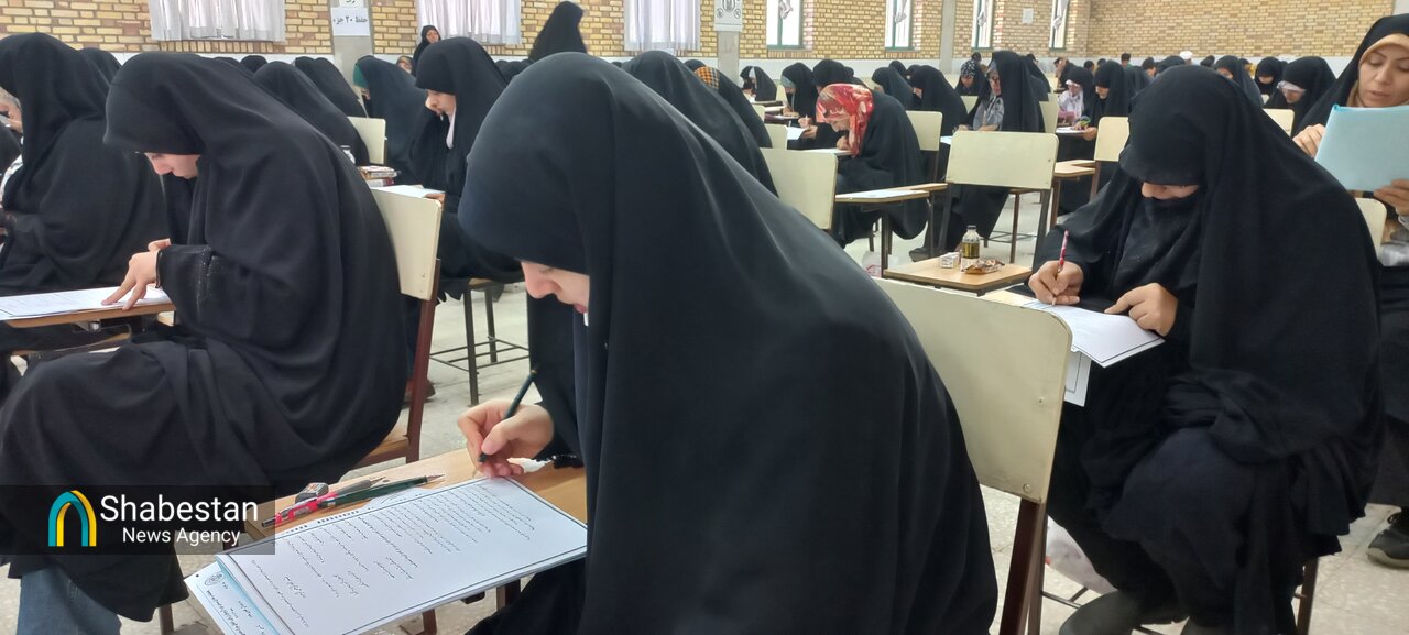 رقابت ۱۵۸ نفر در آزمون اعطای مدرک تخصصی به حفاظ در شمال استان اصفهان