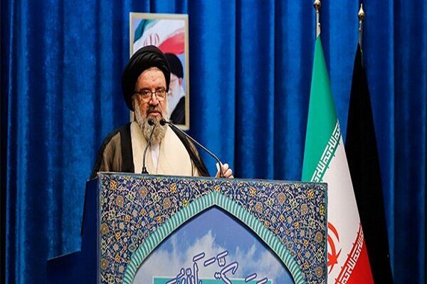 آیت الله خاتمی: خونخواهی مقام معظم رهبری خواست همگان است