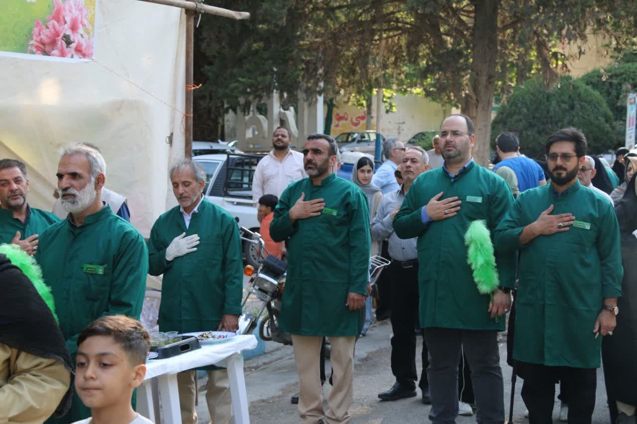 کاروانی که عشق میدهد و مردمی که عاشقتر میشوند