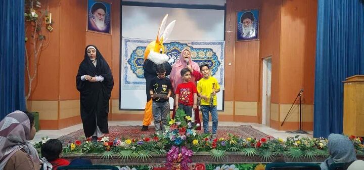 کودکان آران و بیدگلی در «شوکوفیلم»، مهمان سفره کرامت رضوی شدند