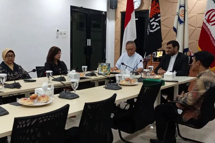 تفاهمنامه همکاری فرهنگی میان ایران و جاکارتا امضا شد