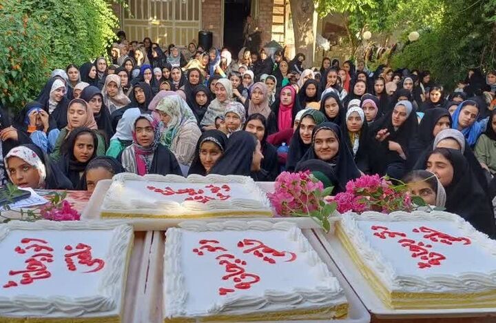 کرامت جاری در کوچه‌های کازرون؛ روایتی از دهه‌ای که مهربانی را تمرین کردیم
