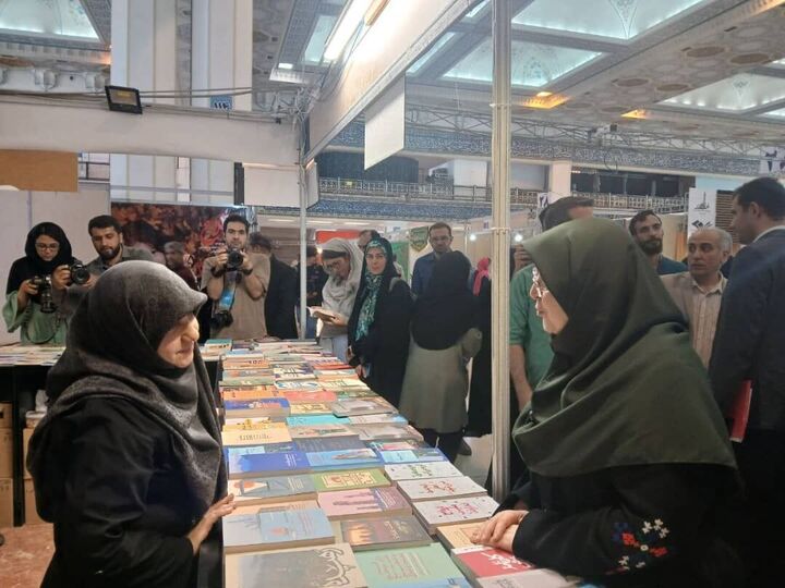 دولت چهاردهم فرهنگ را از ارکان توسعه می‌داند