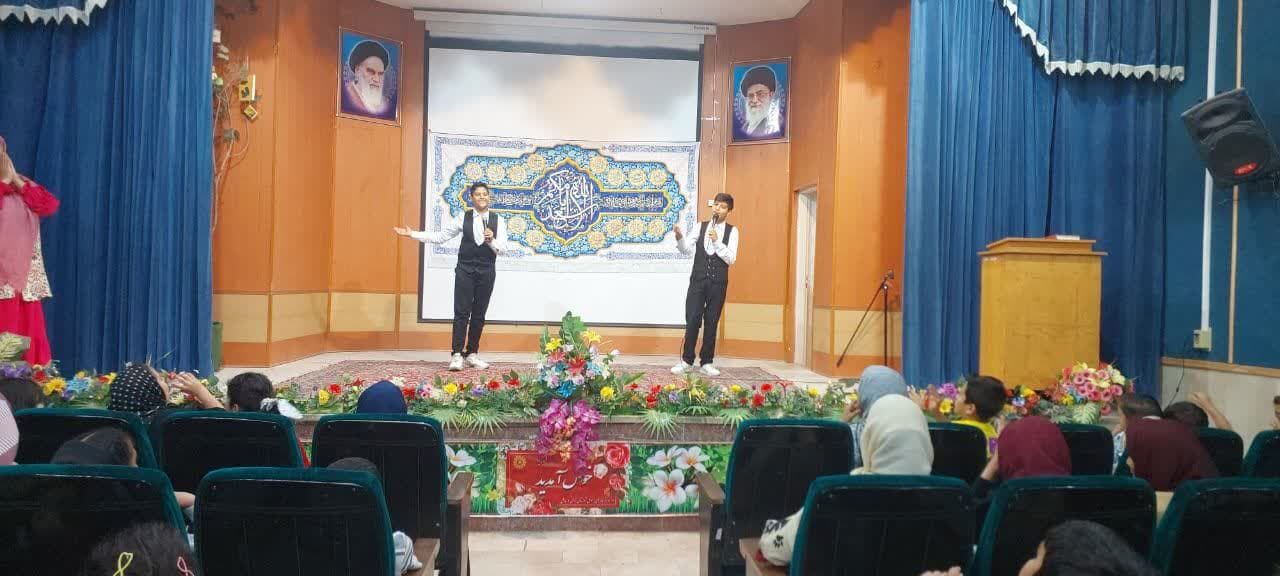 کودکان آران و بیدگلی در «شوکوفیلم»، مهمان سفره کرامت رضوی شدند