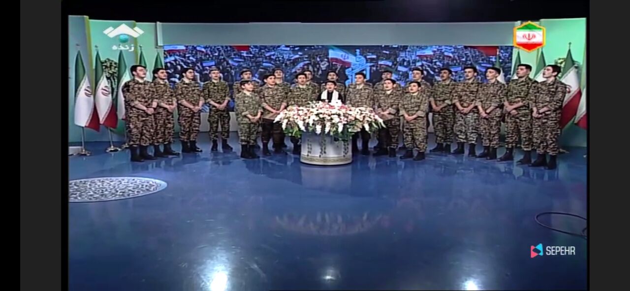 اعضای کانون فرهنگی هنری الهادی (ع) که با سرود عجین شدهاند