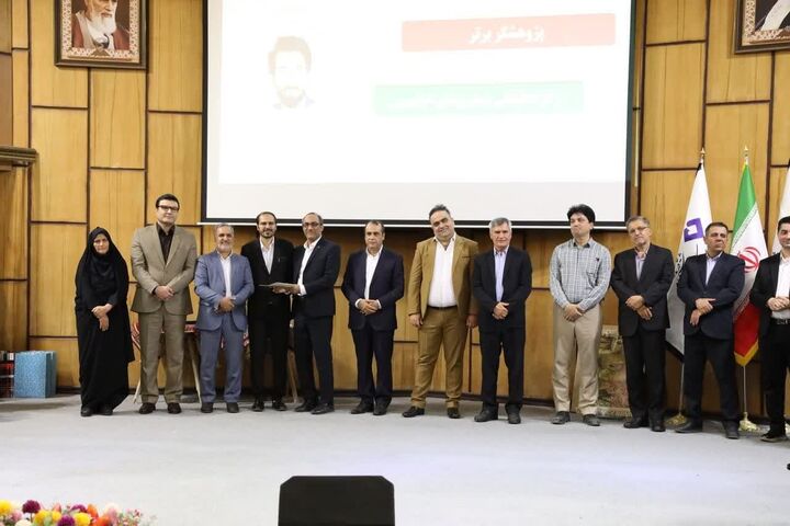 تکریم پژوهشگران برگزیده دانشگاه علوم پزشکی کاشان/ پژوهش، رکن بالندگی دانشگاه