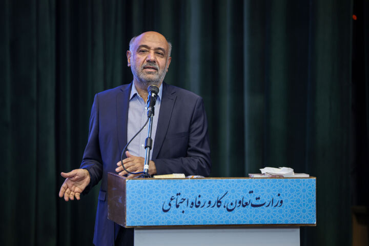 خیز وزارت کار برای ارتقای مهارتی و رفاهی کارگران