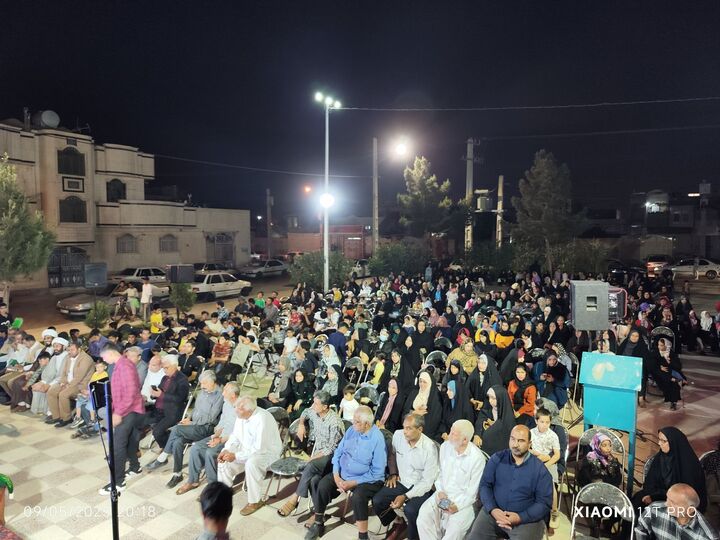 برگزاری جشن فرهنگی هنری دهه کرامت در محله های کم برخوردار زاهدان