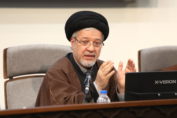 نیازمند معرفی ابعاد شخصیتی امام رضا(ع) در مساجد هستیم