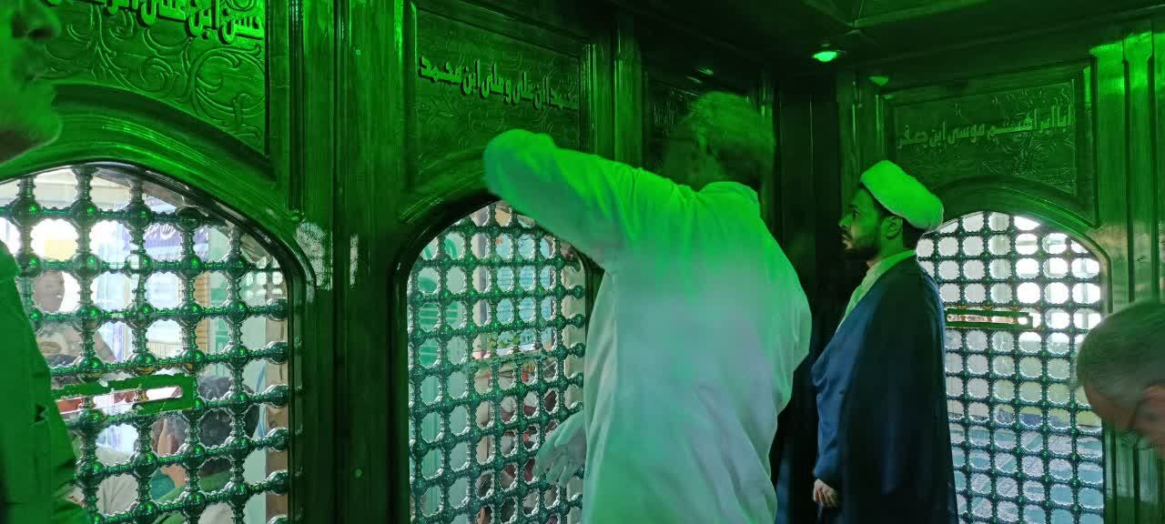 آئین غبارروبی ضریح امامزاده سید محمد علوی(ع)