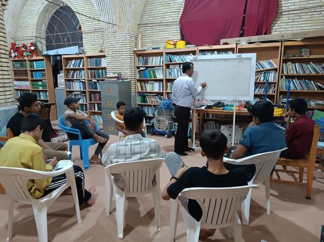 مسجدی که پناه بچه مدرسه‌ای‌ها در فصل امتحانات است