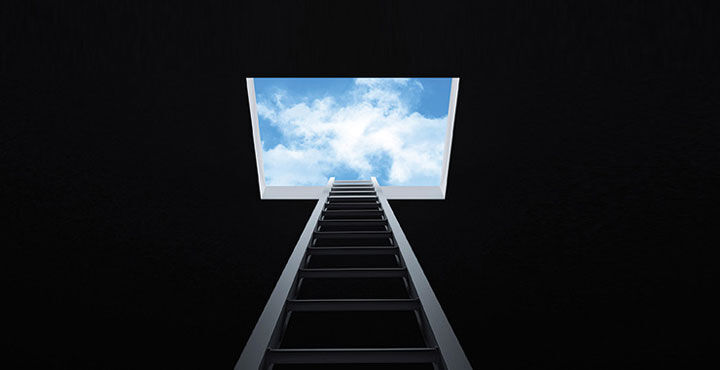 وقتی زندگی ضربه می‌زند، تو چگونه برمی‌خیزی؟