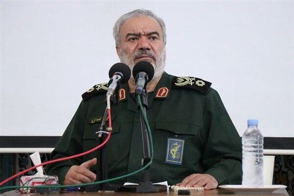 نتیجه خطای محاسباتی دشمن، چیزی جز شکست نیست