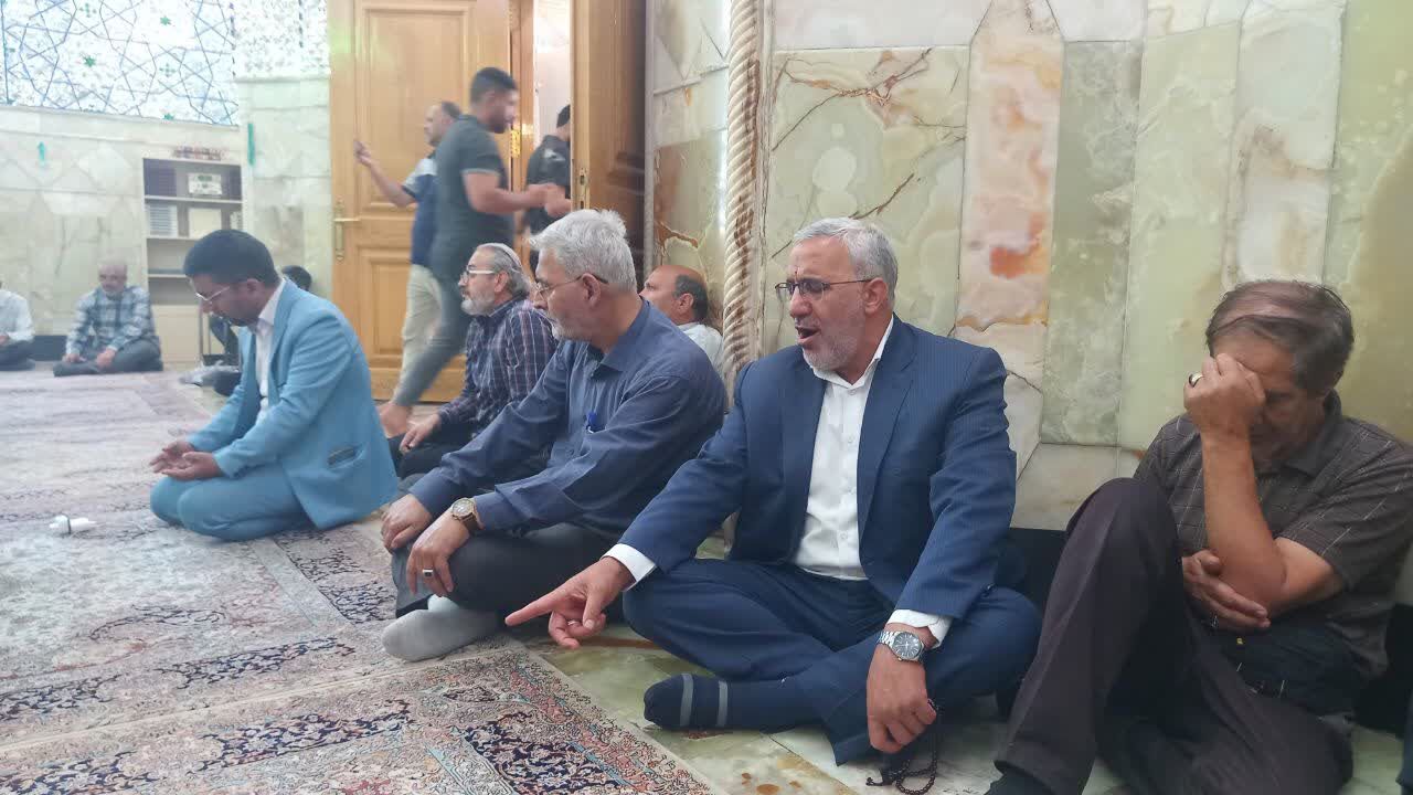 بررسی ابعاد شخصیتی حضرت محمدهلال(ع) در نشست مداحان آران و بیدگل و دماوند