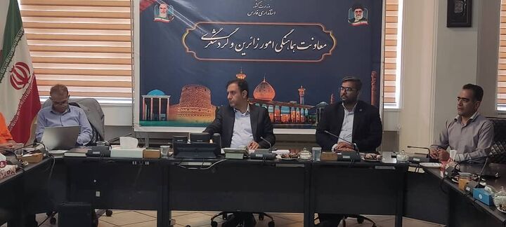 کتابخانه مرکزی شیراز در یک‌قدمی اجرا