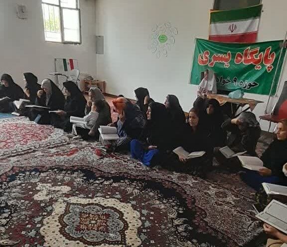 محفل انس با قرآن کریم به یاد شهید رئیسی در کانون مشکات برگزار شد