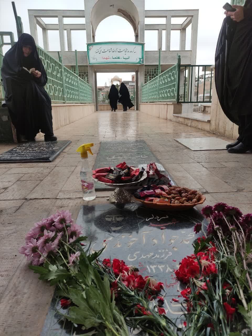 وداع در برف، وصال در بهشت