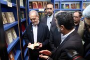 در بازدید رئیس‌جمهور از نمایشگاه کتاب تهران چه گذشت؟