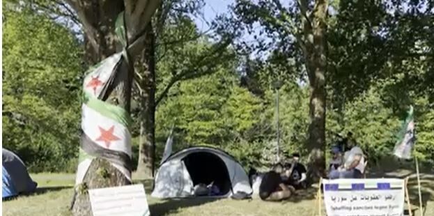 تحصن سوری‌ها در لاهه علیه تجاوزات اسرائیل