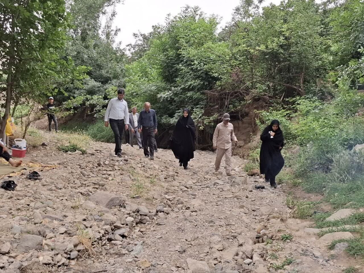 فرماندار مه‌ولات در خط مقدم نهضت عدالت آموزشی لباس کار پوشید