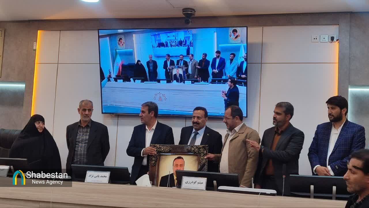 جوانان کانون کمیل مسجدالنبی پای کار ساخت موکب آیت‌الله بروجردی در عراق