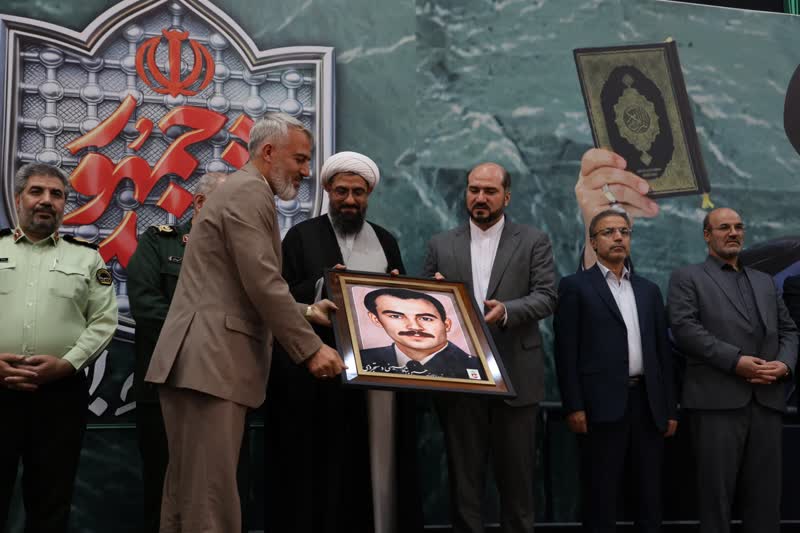 تجلیل از اخلاص و خدمت‌رسانی شهید رئیسی و یارانش در همدان