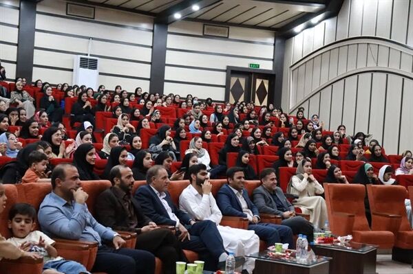 جشن باشکوه روز زبان فارسی در دانشگاه سیستان و بلوچستان برگزار شد