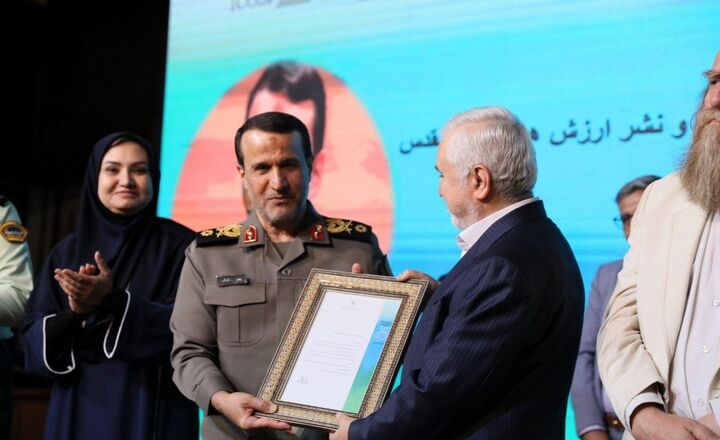 یک رتبه جدید برای بنیاد حفظ آثار و نشر ارزش‌های دفاع مقدس و مقاومت