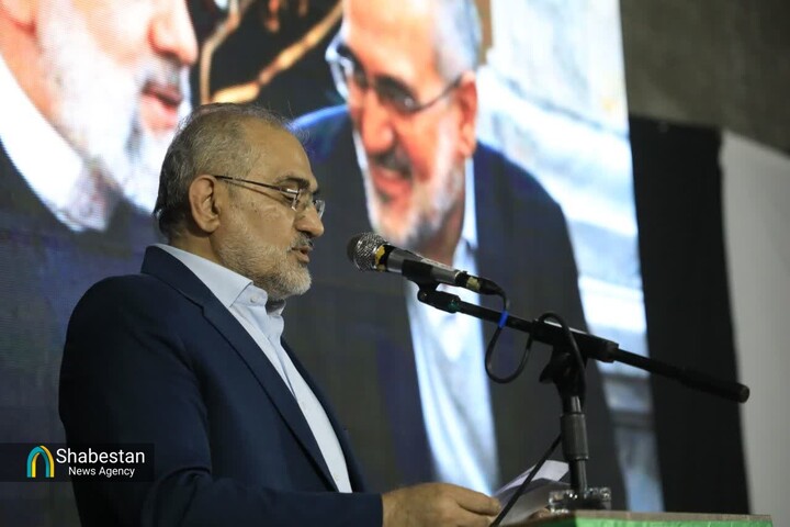 شهید رئیسی با تمام وجود در خدمت طبقات محروم جامعه بود