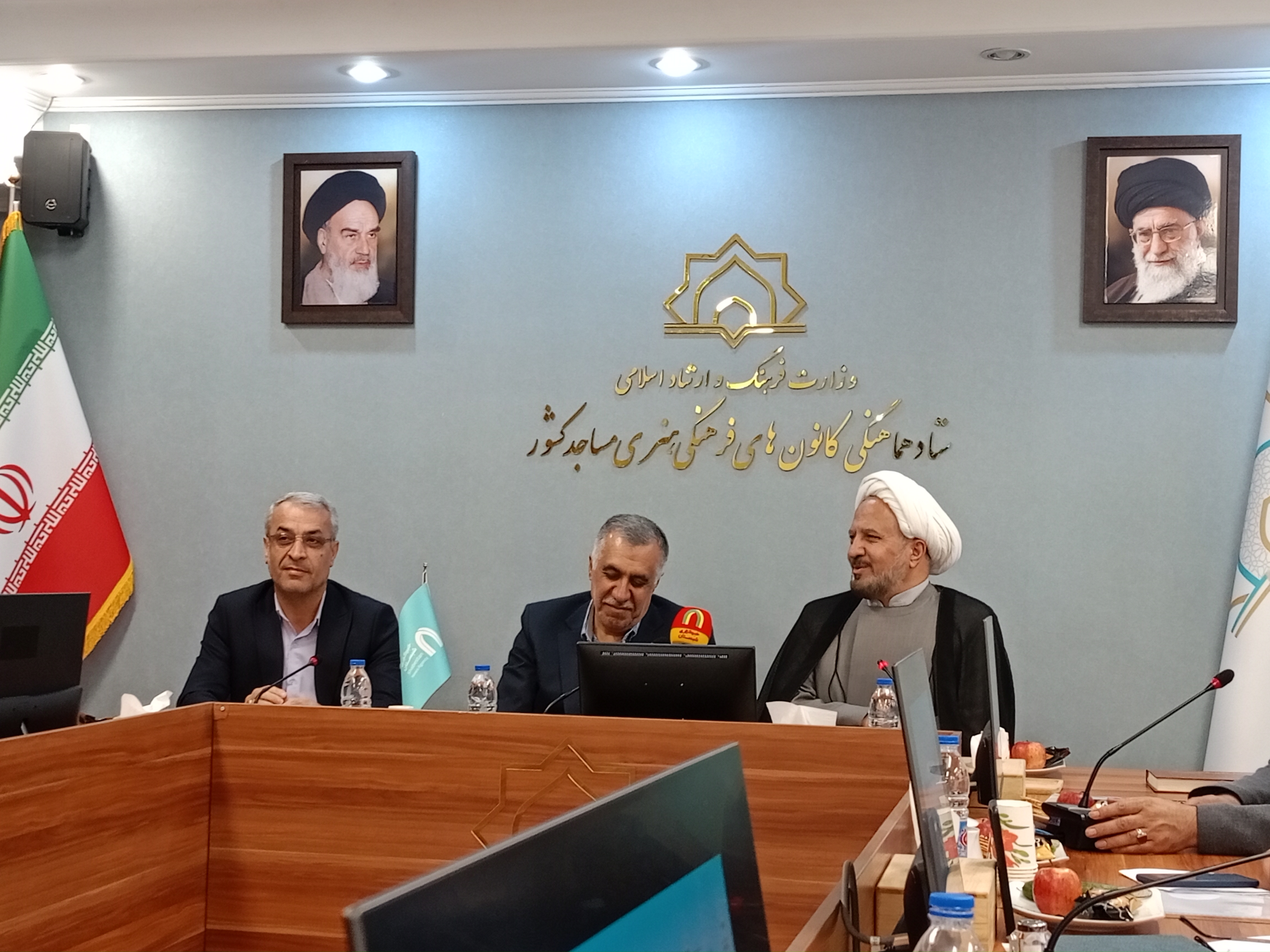 کانون‌های مساجد و خبرگزاری شبستان باید تبدیل به ویژند در گفتمان فرهنگی کشور شوند