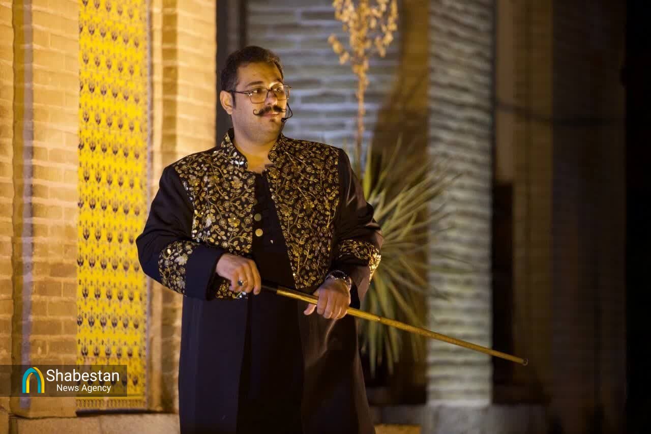 عطر فردوسی و خیام در باغ فین پیچید