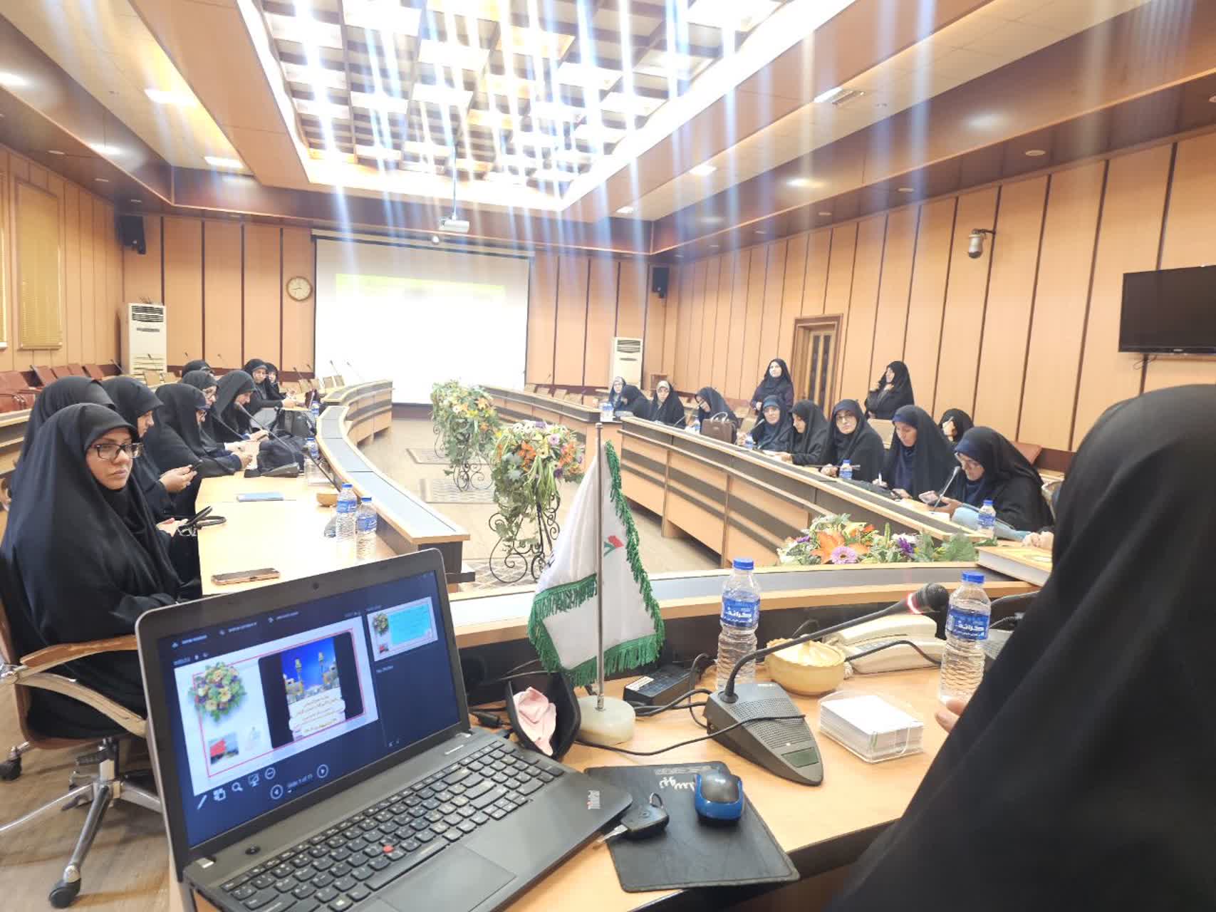 ضرورت جریانسازی رسانهها برای ترویج فرهنگ خیرات و نذورات در امر مرمت و ساخت عتبات