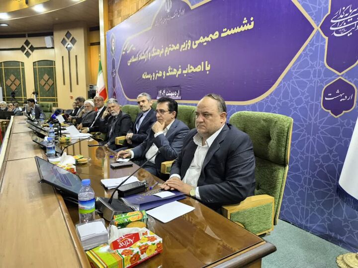 سازمان سینمایی کشور به زیرساخت‌های سینمایی استان توجه داشته باشند