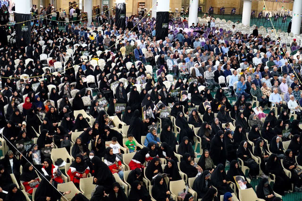 امیدآفرینی و تقویت اتحاد و همبستگی، رمز غلبه بر توطئه های دشمنان است